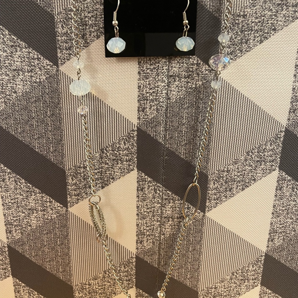 Earring and Necklace set